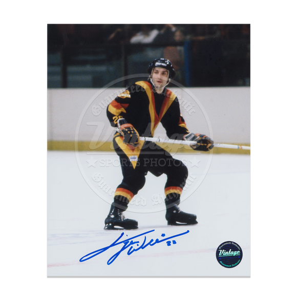 Dave Tiger Williams Vancouver Canucks 8X10 Autographed Photo